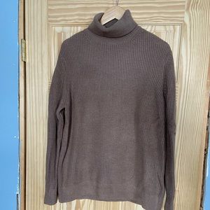 Brown/ Tan turtleneck
